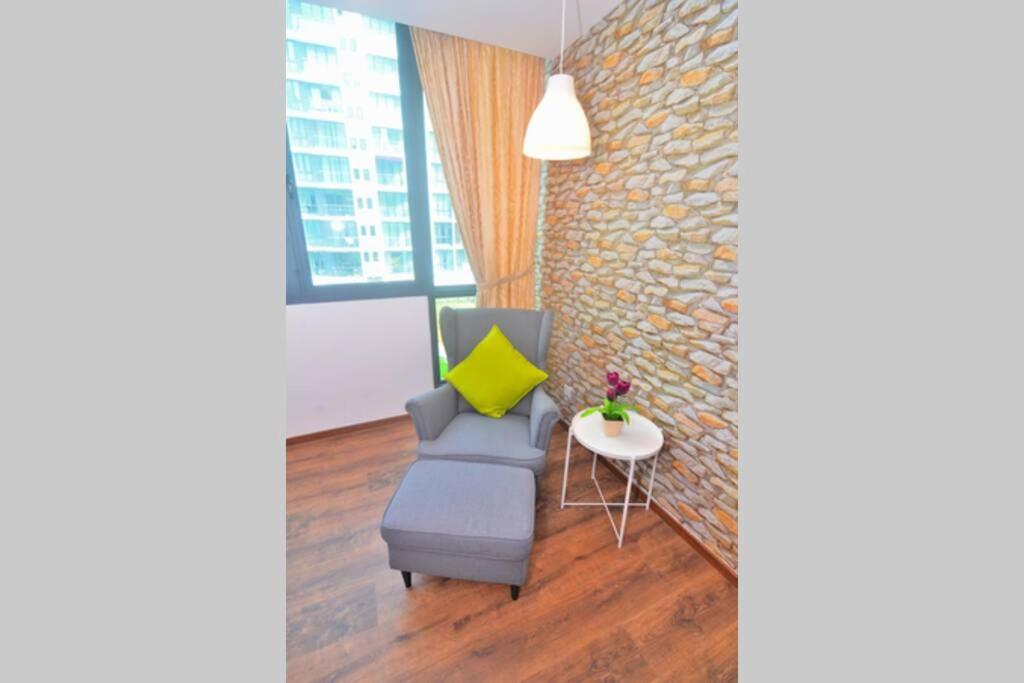 קוצ'ינג Vivacity Jazz Suite New Luxury Vivacity Cozy Home Lv8 מראה חיצוני תמונה